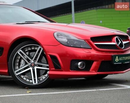 Серый Мерседес СЛ-Класс, объемом двигателя 3.7 л и пробегом 87 тыс. км за 24500 $, фото 3 на Automoto.ua