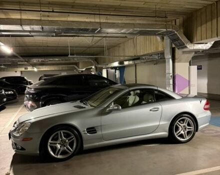 Сірий Мерседес СЛ-Клас, об'ємом двигуна 5.46 л та пробігом 161 тис. км за 28000 $, фото 4 на Automoto.ua