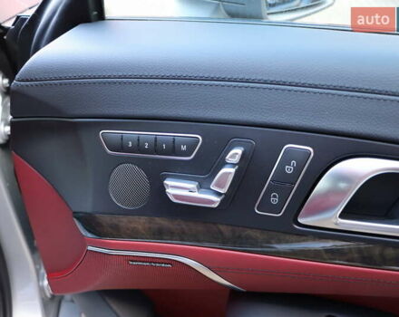 Сірий Мерседес СЛ-Клас, об'ємом двигуна 3 л та пробігом 150 тис. км за 43900 $, фото 33 на Automoto.ua