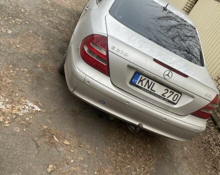 Серый Мерседес СЛ-Класс, объемом двигателя 2.7 л и пробегом 355 тыс. км за 2999 $, фото 2 на Automoto.ua