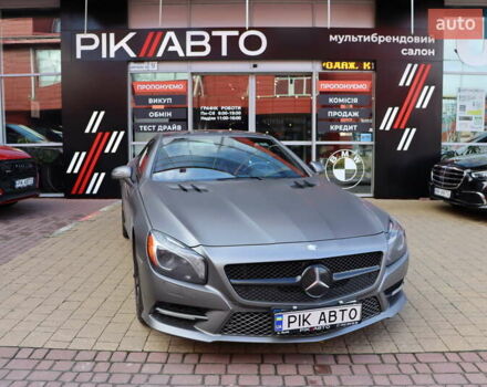 Серый Мерседес СЛ-Класс, объемом двигателя 3 л и пробегом 150 тыс. км за 43900 $, фото 1 на Automoto.ua