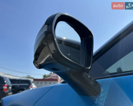 Синій Мерседес СЛ-Клас, об'ємом двигуна 3.98 л та пробігом 9 тис. км за 159999 $, фото 41 на Automoto.ua