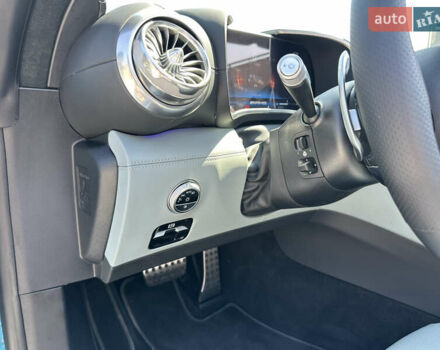 Синій Мерседес СЛ-Клас, об'ємом двигуна 3.98 л та пробігом 9 тис. км за 159999 $, фото 12 на Automoto.ua