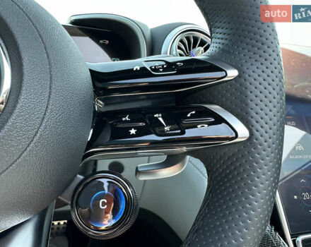 Синій Мерседес СЛ-Клас, об'ємом двигуна 3.98 л та пробігом 9 тис. км за 159999 $, фото 15 на Automoto.ua