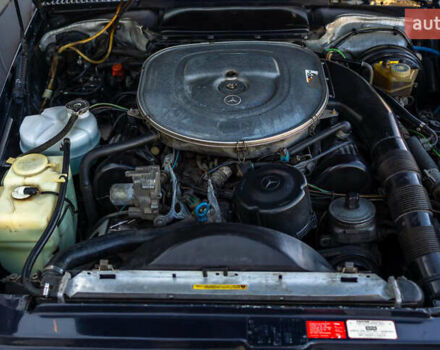 Синий Мерседес СЛ-Класс, объемом двигателя 5.55 л и пробегом 98 тыс. км за 52000 $, фото 7 на Automoto.ua