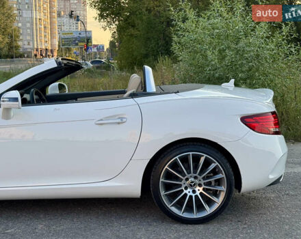 Белый Мерседес СЛЦ-Класс, объемом двигателя 1.99 л и пробегом 7 тыс. км за 35500 $, фото 77 на Automoto.ua