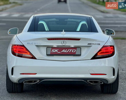 Белый Мерседес СЛЦ-Класс, объемом двигателя 1.99 л и пробегом 7 тыс. км за 35500 $, фото 103 на Automoto.ua