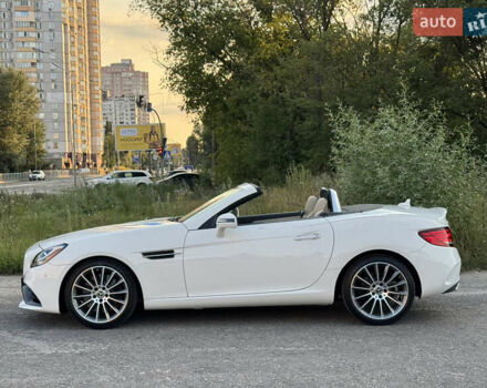 Белый Мерседес СЛЦ-Класс, объемом двигателя 1.99 л и пробегом 7 тыс. км за 35500 $, фото 75 на Automoto.ua