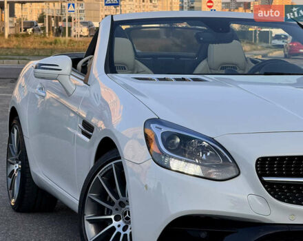 Белый Мерседес СЛЦ-Класс, объемом двигателя 1.99 л и пробегом 7 тыс. км за 35500 $, фото 69 на Automoto.ua