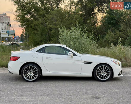 Белый Мерседес СЛЦ-Класс, объемом двигателя 1.99 л и пробегом 7 тыс. км за 35500 $, фото 9 на Automoto.ua