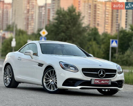 Белый Мерседес СЛЦ-Класс, объемом двигателя 1.99 л и пробегом 7 тыс. км за 35500 $, фото 5 на Automoto.ua
