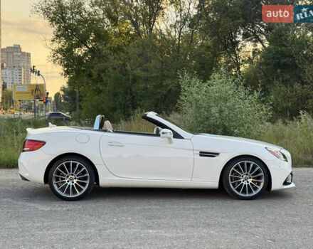 Белый Мерседес СЛЦ-Класс, объемом двигателя 1.99 л и пробегом 7 тыс. км за 35500 $, фото 72 на Automoto.ua