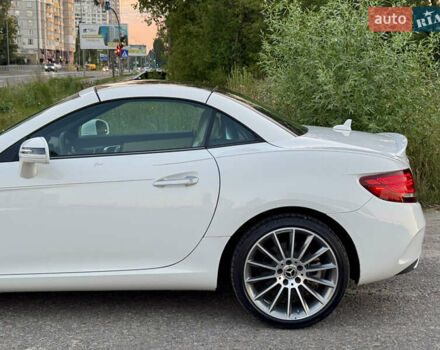 Белый Мерседес СЛЦ-Класс, объемом двигателя 1.99 л и пробегом 7 тыс. км за 35500 $, фото 100 на Automoto.ua