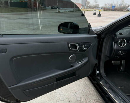 Черный Мерседес СЛЦ-Класс, объемом двигателя 1.99 л и пробегом 25 тыс. км за 23900 $, фото 64 на Automoto.ua