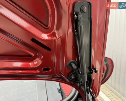 Красный Мерседес СЛЦ-Класс, объемом двигателя 3 л и пробегом 29 тыс. км за 32000 $, фото 31 на Automoto.ua