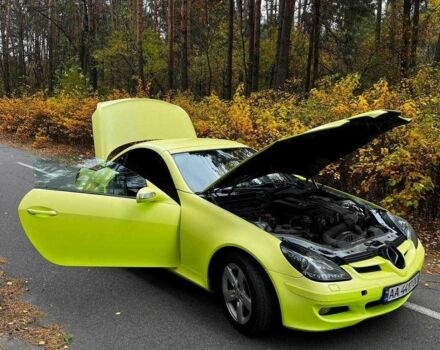 Желтый Мерседес СЛК 200, объемом двигателя 2 л и пробегом 220 тыс. км за 8900 $, фото 8 на Automoto.ua