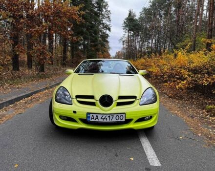 Желтый Мерседес СЛК 200, объемом двигателя 2 л и пробегом 220 тыс. км за 8900 $, фото 4 на Automoto.ua