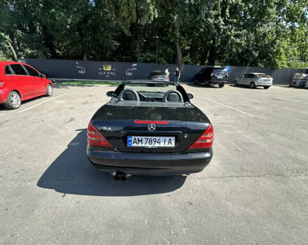 Черный Мерседес СЛК-Класс, объемом двигателя 2 л и пробегом 236 тыс. км за 4300 $, фото 4 на Automoto.ua