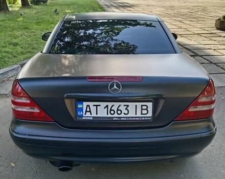 Чорний Мерседес СЛК-Клас, об'ємом двигуна 2 л та пробігом 265 тис. км за 7600 $, фото 38 на Automoto.ua