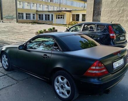 Чорний Мерседес СЛК-Клас, об'ємом двигуна 2 л та пробігом 265 тис. км за 7600 $, фото 39 на Automoto.ua