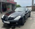 Чорний Мерседес СЛК-Клас, об'ємом двигуна 2 л та пробігом 180 тис. км за 8800 $, фото 1 на Automoto.ua