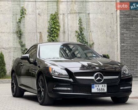 Черный Мерседес СЛК-Класс, объемом двигателя 1.8 л и пробегом 240 тыс. км за 12999 $, фото 6 на Automoto.ua