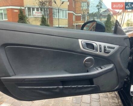 Чорний Мерседес СЛК-Клас, об'ємом двигуна 1.8 л та пробігом 179 тис. км за 17500 $, фото 8 на Automoto.ua