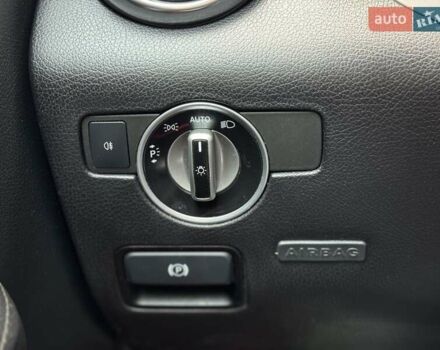 Черный Мерседес СЛК-Класс, объемом двигателя 1.8 л и пробегом 240 тыс. км за 12999 $, фото 35 на Automoto.ua