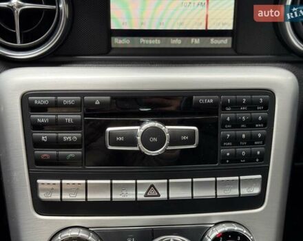 Черный Мерседес СЛК-Класс, объемом двигателя 1.8 л и пробегом 240 тыс. км за 12999 $, фото 42 на Automoto.ua