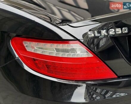 Черный Мерседес СЛК-Класс, объемом двигателя 1.8 л и пробегом 240 тыс. км за 12999 $, фото 16 на Automoto.ua