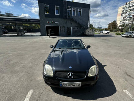 Мерседес СЛК-Класс 1999 в Киеве на Automoto.ua Черный Мерседес СЛК-Класс, объемом двигателя 2 л и пробегом 236 тыс. км за 4300 $, фото 1 на Automoto.ua
