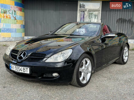 Мерседес СЛК-Клас 2005 у Києві на Automoto.ua Чорний Мерседес СЛК-Клас, об'ємом двигуна 1.8 л та пробігом 235 тис. км за 12500 $, фото 1 на Automoto.ua