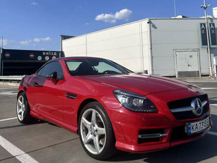 Мерседес СЛК-Клас 2011 у Києві на Automoto.ua Червоний Мерседес СЛК-Клас, об'ємом двигуна 1.8 л та пробігом 90 тис. км за 15500 $, фото 1 на Automoto.ua