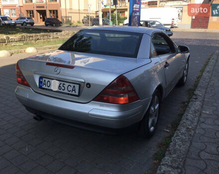 Сірий Мерседес СЛК-Клас, об'ємом двигуна 2.3 л та пробігом 100 тис. км за 6000 $, фото 5 на Automoto.ua