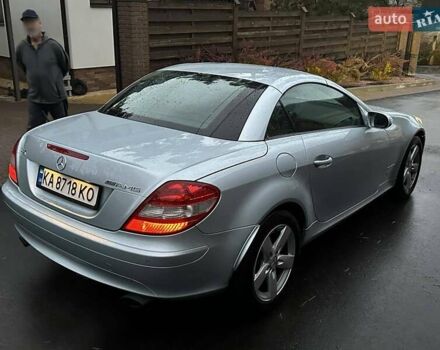 Мерседес СЛК-Клас 2005 у Києві на Automoto.ua Сірий Мерседес СЛК-Клас, об'ємом двигуна 1.8 л та пробігом 98 тис. км за 12700 $, фото 7 на Automoto.ua