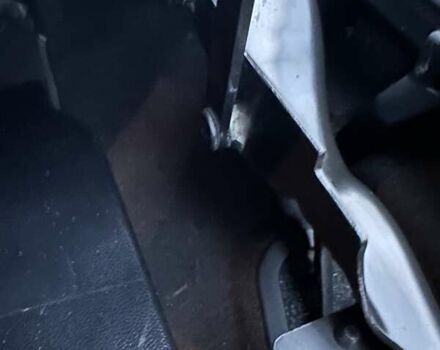 Мерседес СЛК-Клас 2005 у Києві на Automoto.ua Сірий Мерседес СЛК-Клас, об'ємом двигуна 1.8 л та пробігом 98 тис. км за 12700 $, фото 16 на Automoto.ua