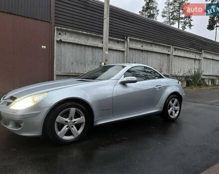 Мерседес СЛК-Клас 2005 у Києві на Automoto.ua Сірий Мерседес СЛК-Клас, об'ємом двигуна 1.8 л та пробігом 98 тис. км за 12700 $, фото 2 на Automoto.ua