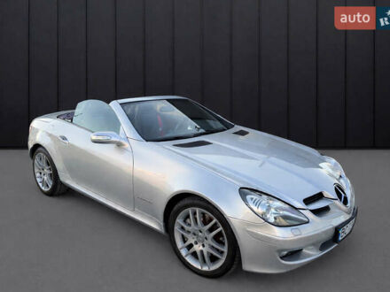 Серый Мерседес СЛК-Класс, объемом двигателя 1.8 л и пробегом 120 тыс. км за 10500 $, фото 1 на Automoto.ua
