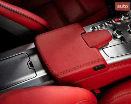 Черный Мерседес SLS AMG, объемом двигателя 6.21 л и пробегом 2 тыс. км за 350000 $, фото 26 на Automoto.ua