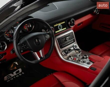 Черный Мерседес SLS AMG, объемом двигателя 6.21 л и пробегом 2 тыс. км за 350000 $, фото 15 на Automoto.ua