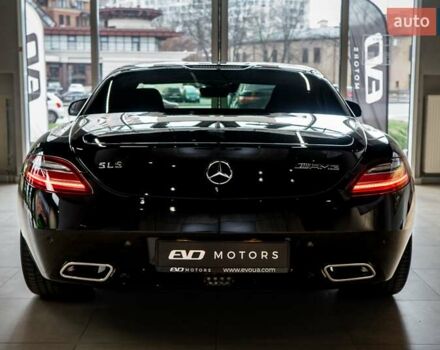 Черный Мерседес SLS AMG, объемом двигателя 6.21 л и пробегом 2 тыс. км за 350000 $, фото 6 на Automoto.ua