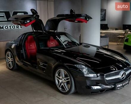 Черный Мерседес SLS AMG, объемом двигателя 6.21 л и пробегом 2 тыс. км за 350000 $, фото 9 на Automoto.ua