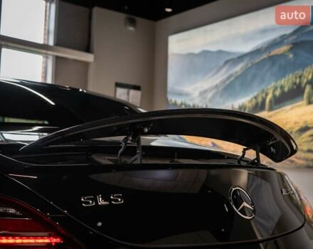 Черный Мерседес SLS AMG, объемом двигателя 6.21 л и пробегом 2 тыс. км за 350000 $, фото 5 на Automoto.ua