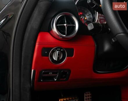 Черный Мерседес SLS AMG, объемом двигателя 6.21 л и пробегом 2 тыс. км за 350000 $, фото 18 на Automoto.ua