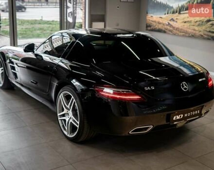 Черный Мерседес SLS AMG, объемом двигателя 6.21 л и пробегом 2 тыс. км за 350000 $, фото 4 на Automoto.ua