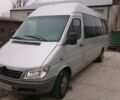 Серый Мерседес Sprinter 313 груз.-пасс., объемом двигателя 2.1 л и пробегом 700 тыс. км за 8000 $, фото 1 на Automoto.ua