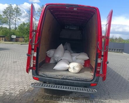 Красный Мерседес Спринтер 313, объемом двигателя 2.1 л и пробегом 183 тыс. км за 12900 $, фото 5 на Automoto.ua