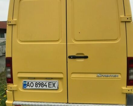 Жовтий Мерседес Спрінтер 316 пас., об'ємом двигуна 2.7 л та пробігом 700 тис. км за 10000 $, фото 6 на Automoto.ua