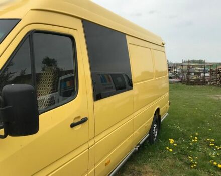 Жовтий Мерседес Спрінтер 316 пас., об'ємом двигуна 2.7 л та пробігом 700 тис. км за 10000 $, фото 1 на Automoto.ua