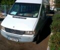 Белый Мерседес Sprinter, объемом двигателя 2.3 л и пробегом 450 тыс. км за 3900 $, фото 1 на Automoto.ua